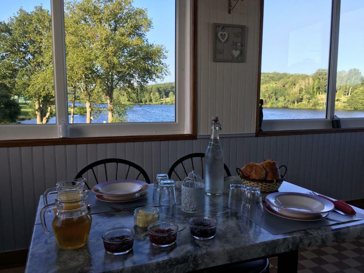 Bar Le Lac Bessines-sur-Gartempe Exteriér fotografie